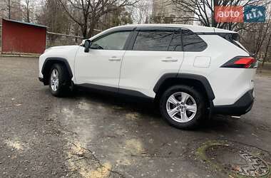 Внедорожник / Кроссовер Toyota RAV4 2019 в Харькове