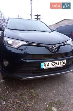 Позашляховик / Кросовер Toyota RAV4 2016 в Києві