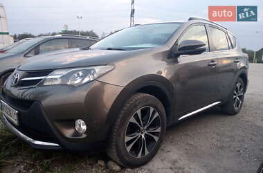 Позашляховик / Кросовер Toyota RAV4 2015 в Хусті