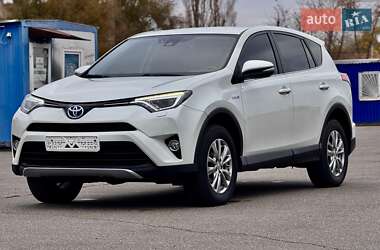 Позашляховик / Кросовер Toyota RAV4 2016 в Кривому Розі