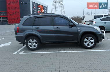 Позашляховик / Кросовер Toyota RAV4 2004 в Києві