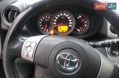 Внедорожник / Кроссовер Toyota RAV4 2007 в 