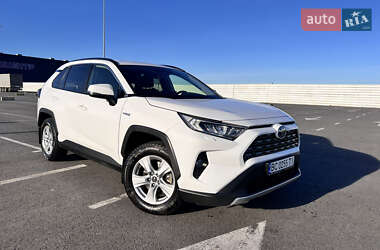 Позашляховик / Кросовер Toyota RAV4 2019 в Львові