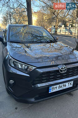 Позашляховик / Кросовер Toyota RAV4 2019 в Одесі