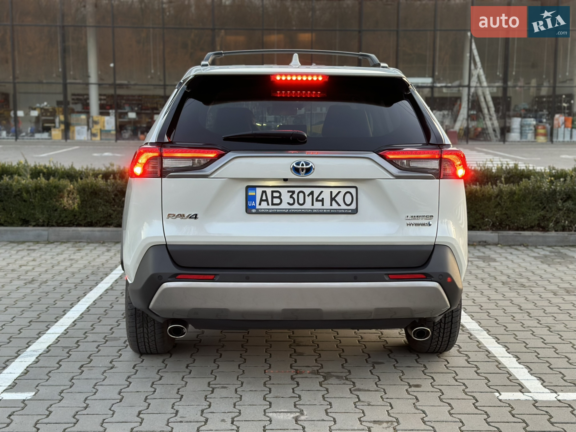 2022 Toyota RAV 4 - мініатюра 6