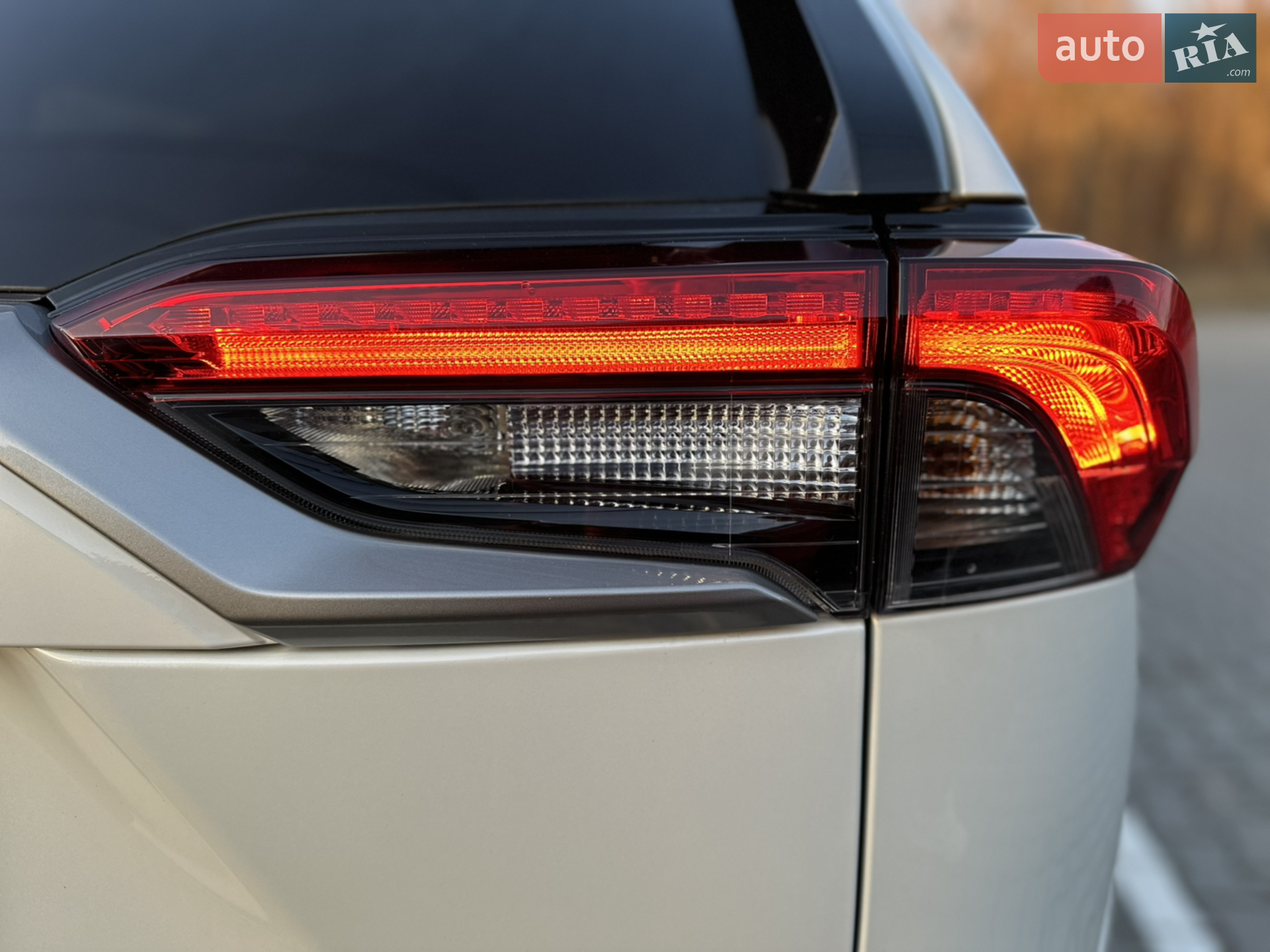 2022 Toyota RAV 4 - мініатюра 41