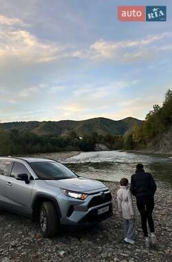 Позашляховик / Кросовер Toyota RAV4 2020 в Броварах