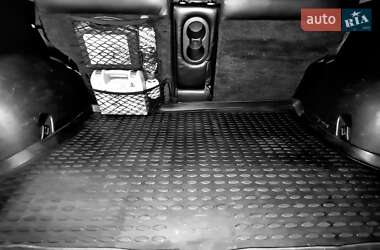 Внедорожник / Кроссовер Toyota RAV4 2012 в 