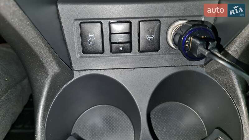 Внедорожник / Кроссовер Toyota RAV4 2012 в Киеве