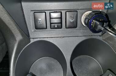 Внедорожник / Кроссовер Toyota RAV4 2012 в 