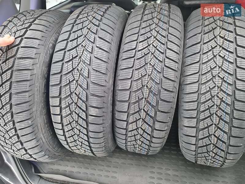 Внедорожник / Кроссовер Toyota RAV4 2012 в Киеве