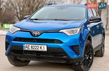 Позашляховик / Кросовер Toyota RAV4 2017 в Києві