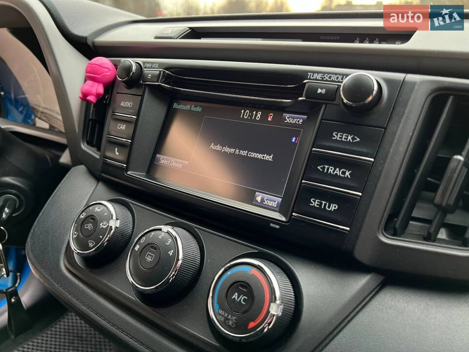 2017 Toyota RAV 4 - мініатюра 8