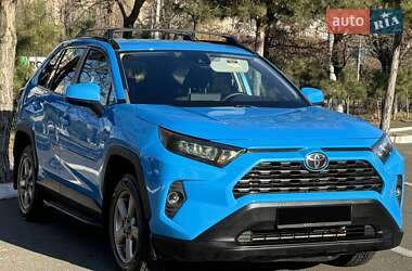 Позашляховик / Кросовер Toyota RAV4 2019 в Одесі