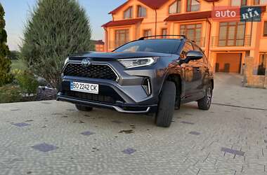 Позашляховик / Кросовер Toyota RAV4 2021 в Тернополі