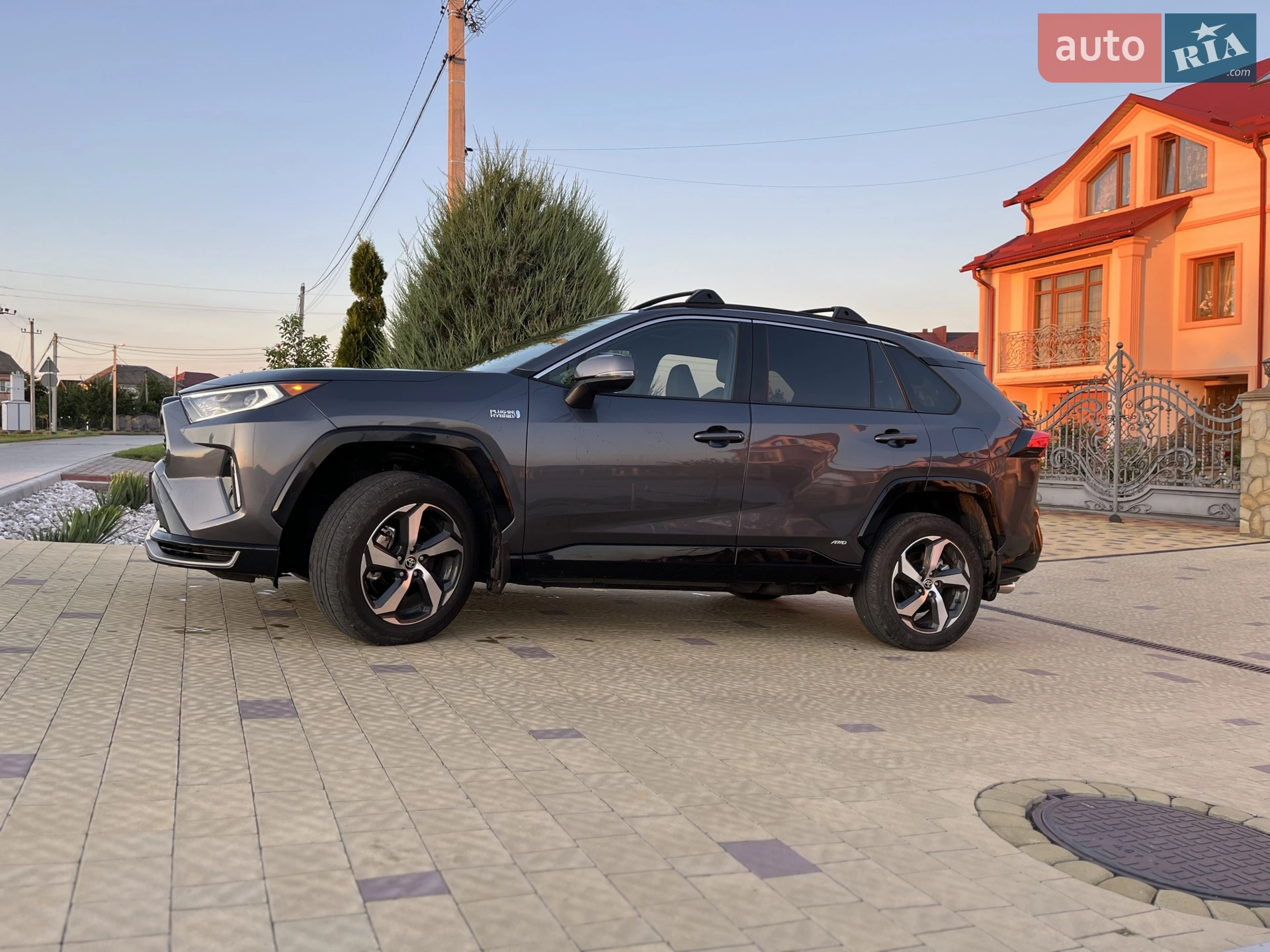 2021 Toyota RAV 4 - мініатюра 5