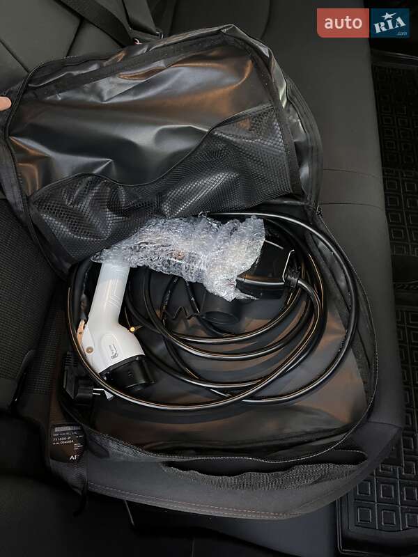 Позашляховик / Кросовер Toyota RAV4 2021 в Тернополі