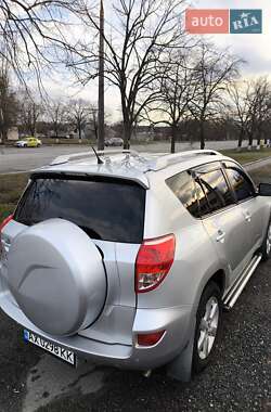 Позашляховик / Кросовер Toyota RAV4 2008 в Харкові