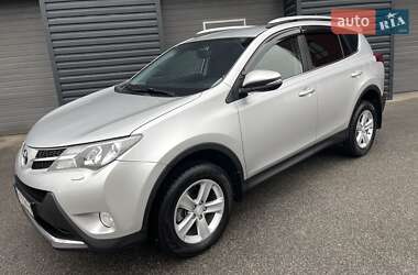 Позашляховик / Кросовер Toyota RAV4 2013 в Харкові