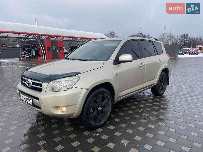 Позашляховик / Кросовер Toyota RAV4 2007 в Полтаві