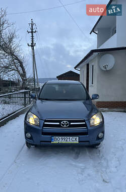 Позашляховик / Кросовер Toyota RAV4 2009 в Чорткові