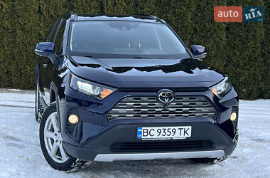 Позашляховик / Кросовер Toyota RAV4 2020 в Самборі