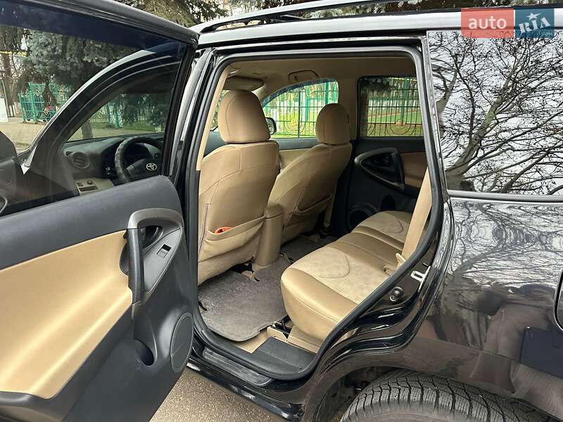 Внедорожник / Кроссовер Toyota RAV4 2010 в Одессе