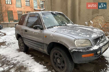 Позашляховик / Кросовер Toyota RAV4 1996 в Львові