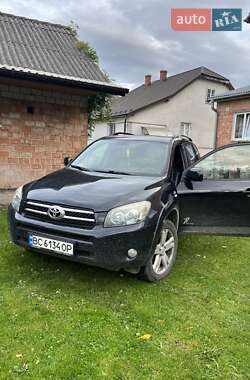 Внедорожник / Кроссовер Toyota RAV4 2008 в Львове