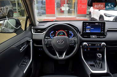 Позашляховик / Кросовер Toyota RAV4 2020 в Житомирі