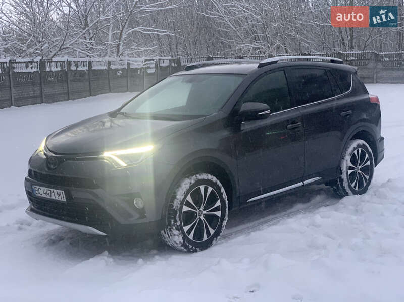 Toyota RAV4 2014