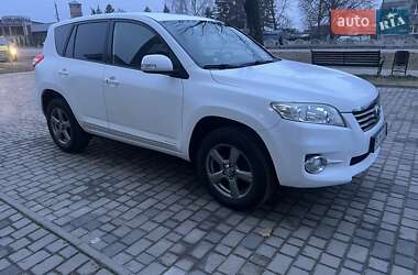 Позашляховик / Кросовер Toyota RAV4 2012 в Рівному