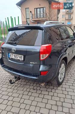 Позашляховик / Кросовер Toyota RAV4 2007 в Надвірній