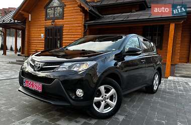 Позашляховик / Кросовер Toyota RAV4 2013 в Тернополі