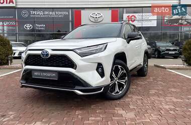 Позашляховик / Кросовер Toyota RAV4 2023 в Хмельницькому