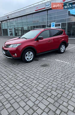 Позашляховик / Кросовер Toyota RAV4 2014 в Дніпрі