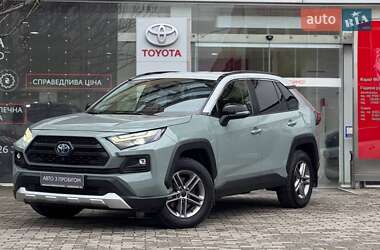 Внедорожник / Кроссовер Toyota RAV4 2021 в Ужгороде