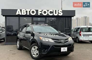 Внедорожник / Кроссовер Toyota RAV4 2015 в Киеве