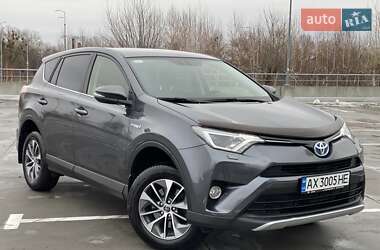 Позашляховик / Кросовер Toyota RAV4 2018 в Києві