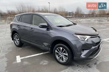 Позашляховик / Кросовер Toyota RAV4 2018 в Києві