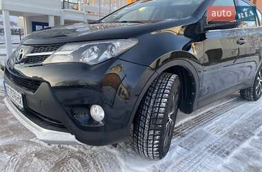 Внедорожник / Кроссовер Toyota RAV4 2015 в Ивано-Франковске