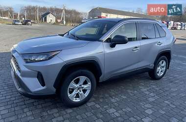 Внедорожник / Кроссовер Toyota RAV4 2021 в Львове