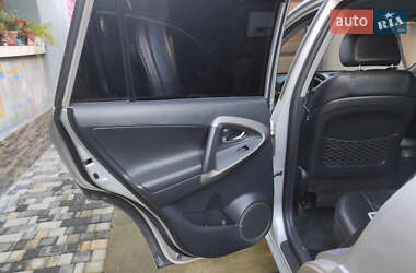 Внедорожник / Кроссовер Toyota RAV4 2006 в 