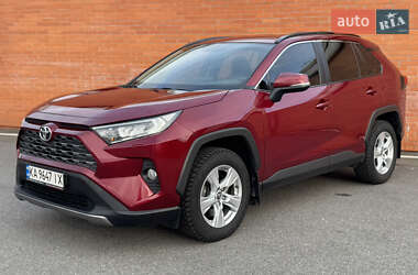 Внедорожник / Кроссовер Toyota RAV4 2019 в Киеве