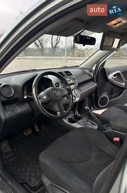 Внедорожник / Кроссовер Toyota RAV4 2007 в Черновцах