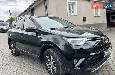 Позашляховик / Кросовер Toyota RAV4 2016 в Городку