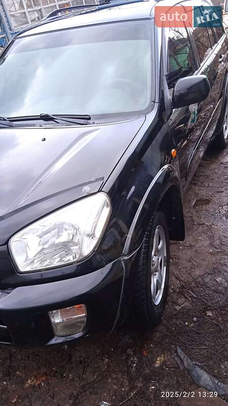 Внедорожник / Кроссовер Toyota RAV4 2001 в Харькове