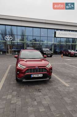 Внедорожник / Кроссовер Toyota RAV4 2020 в Днепре