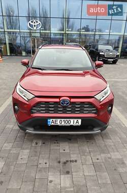 Внедорожник / Кроссовер Toyota RAV4 2020 в Днепре