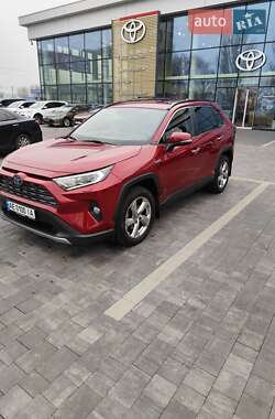 Внедорожник / Кроссовер Toyota RAV4 2020 в Днепре